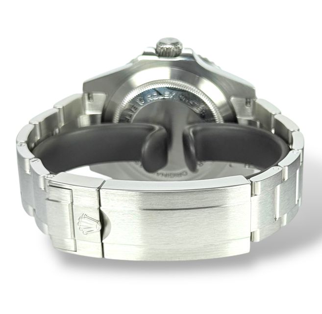 Rolex Sea-Dweller 4000 116600 Image 4